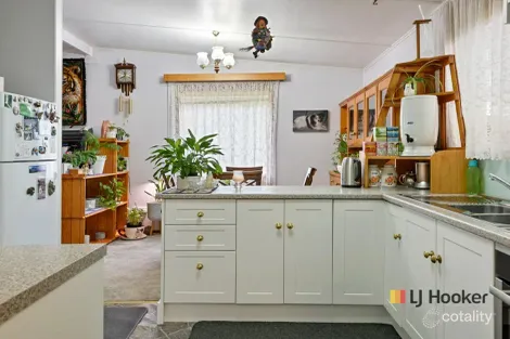 Property photo of 10 Myrtle Drive Rosebery TAS 7470