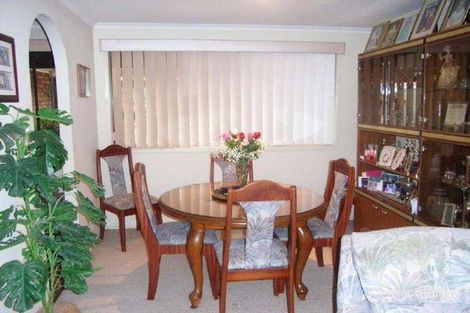 Property photo of 15 Torwood Place St Johns Park NSW 2176