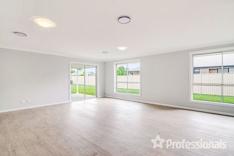 Property photo of 13 Darling Street Eglinton NSW 2795