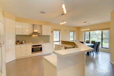 Property photo of 118 Taemore Close Haddon VIC 3351