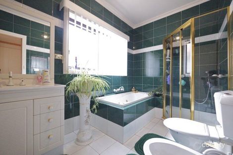 Property photo of 11 Bruce Street Fawkner VIC 3060