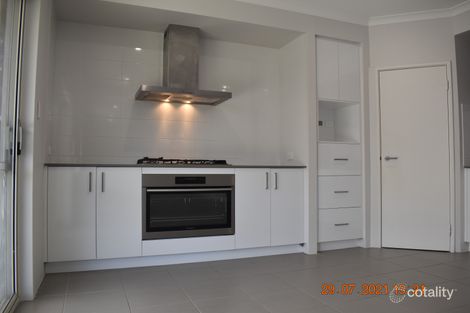 Property photo of 36 Limestone Rise Piara Waters WA 6112