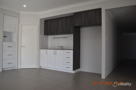 Property photo of 36 Limestone Rise Piara Waters WA 6112