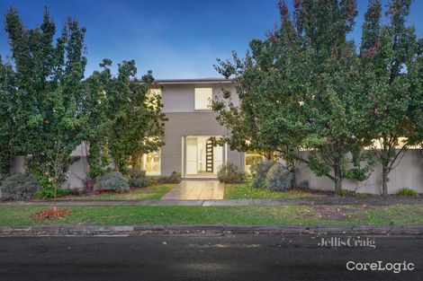 Property photo of 28 McArthur Street Bentleigh VIC 3204