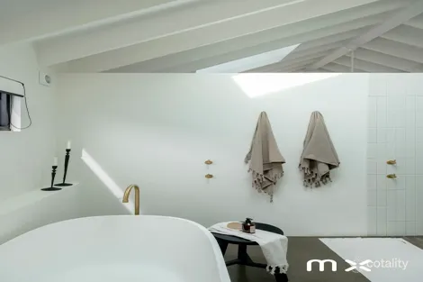 Property photo of 8A Hillcrest Avenue Woonona NSW 2517