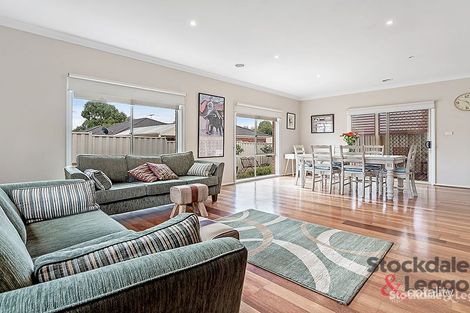 Property photo of 5 Parkstone View Craigieburn VIC 3064