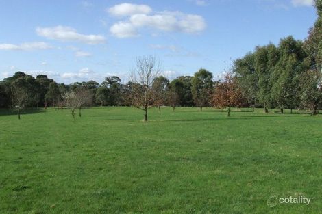 51 Golf Course Lane, Beaufort, VIC 3373