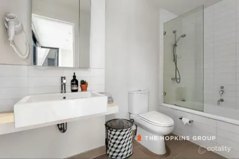 Property photo of 905/163-165 Cremorne Street Cremorne VIC 3121