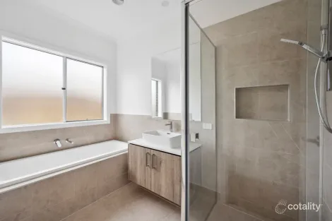 Property photo of 28 Beacon Close Beveridge VIC 3753