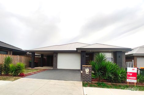 Property photo of 3 Hester Avenue Claymore NSW 2559