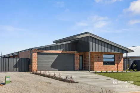15 Finch Cct, Moama, NSW 2731