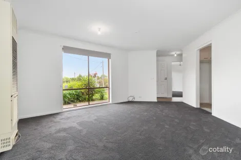Property photo of 4 Merso Court Carrum Downs VIC 3201