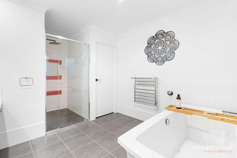 Property photo of 12 Sunset Place Jacobs Well QLD 4208