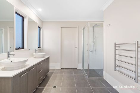 Property photo of 12 Sunset Place Jacobs Well QLD 4208