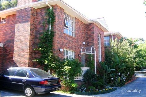 2/7 Firth St, Doncaster, VIC 3108