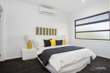 Property photo of 2/55 Snell Grove Oak Park VIC 3046