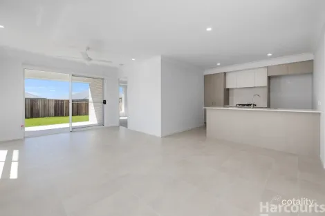 Property photo of 22 Rosedale Avenue South West Rocks NSW 2431