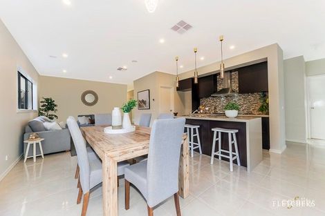 Property photo of 14 Loganberry Road Manor Lakes VIC 3024