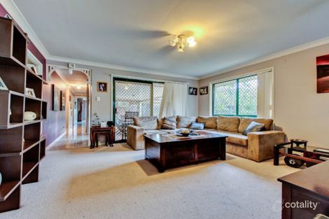 Property photo of 48 Flinders Crescent Forest Lake QLD 4078