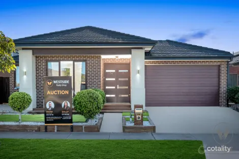 Property photo of 11 Swiss Way Manor Lakes VIC 3024