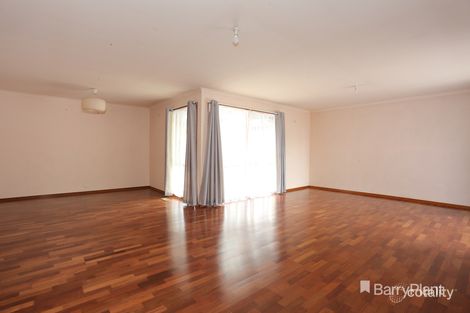 Property photo of 10 Duckworth Close Berwick VIC 3806