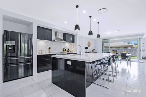 Property photo of 48 Greenhaven Circuit Narangba QLD 4504