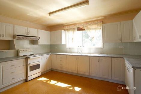 Property photo of 16 Berrima Parade Surfside NSW 2536