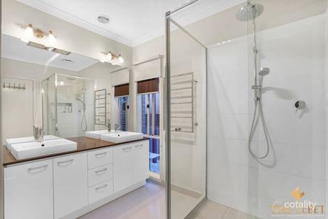 Property photo of 44 Orbis Avenue Fraser Rise VIC 3336