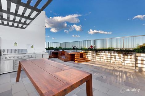 Property photo of 605/27 Kingsmill Street Chermside QLD 4032