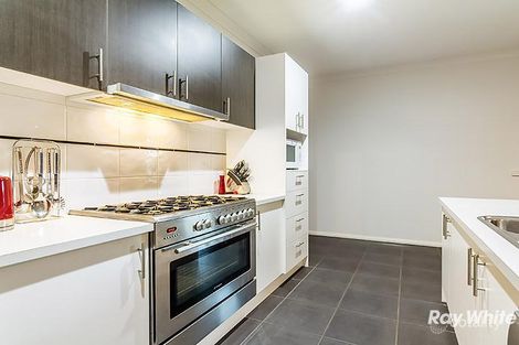 Property photo of 38 Flash Dan Drive Cranbourne East VIC 3977