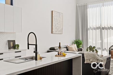 Property photo of 1 Queensbury Close Orange NSW 2800