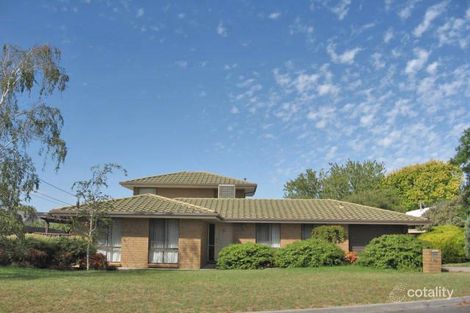 27 Hinkler Cres, Modbury Heights, SA 5092