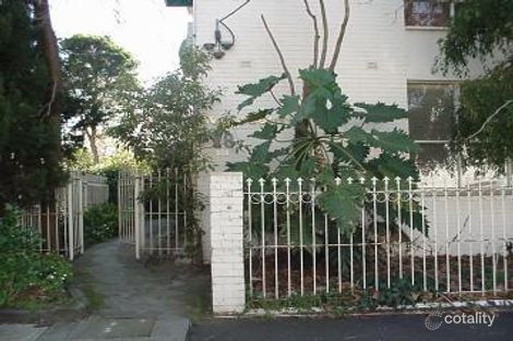 Property photo of 2/28 Docker Street Elwood VIC 3184