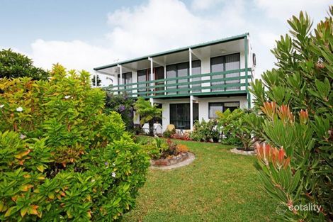 7 Barton Pde, Tomakin, NSW 2537