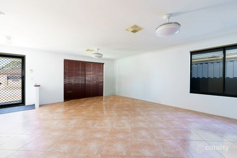 Property photo of 15 Cassia Link Banksia Grove WA 6031