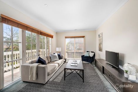 Property photo of 1/18 Orchard Crescent Mont Albert North VIC 3129