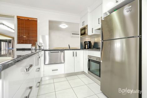 Property photo of 6 Cassandra Close Hunterview NSW 2330