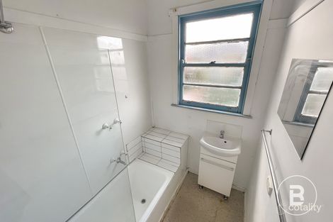 Property photo of 51 Maple Avenue Wendouree VIC 3355