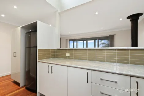 Property photo of 6 Green Court Eagle Point VIC 3878