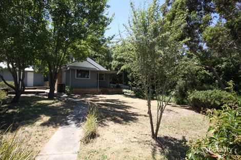 18 Albert St, Beaufort, VIC 3373