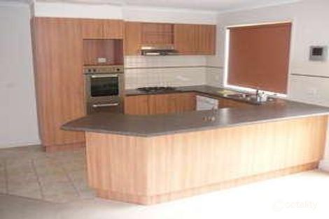 Property photo of 10 Counihan Avenue Caroline Springs VIC 3023