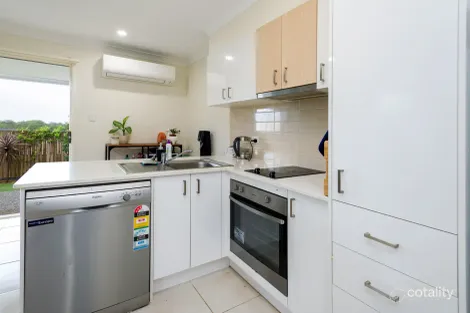 Property photo of 2/4 McWilliam Street Pimpama QLD 4209