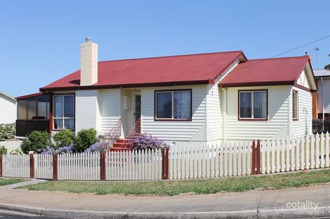 Property photo of 1 Pineleigh Street Penguin TAS 7316