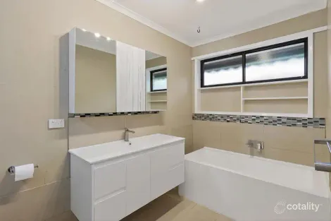 Property photo of 472-474 Raglan Parade Warrnambool VIC 3280