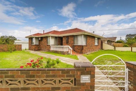 Property photo of 165 Gillespie Road Kings Park VIC 3021