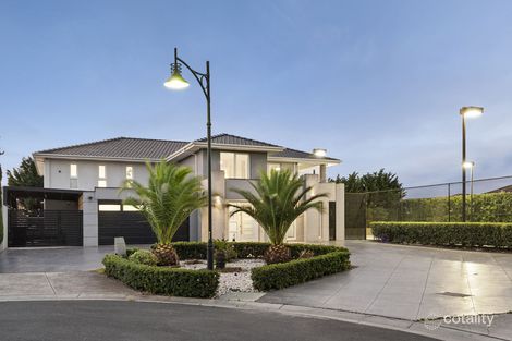 Property photo of 9 Liriope Green Caroline Springs VIC 3023