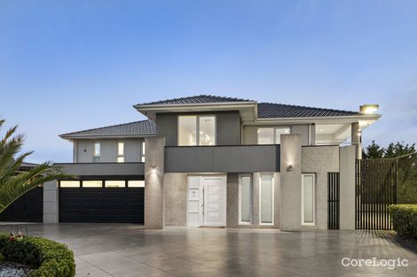 Property photo of 9 Liriope Green Caroline Springs VIC 3023