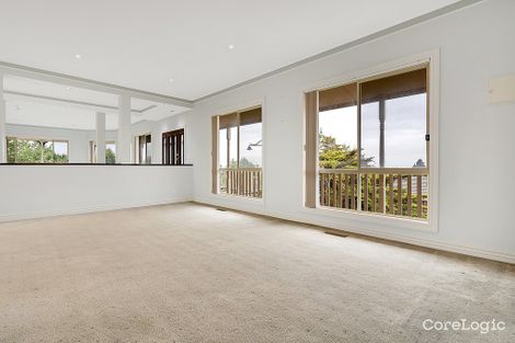 Property photo of 56 Excelsior Heights Craigieburn VIC 3064