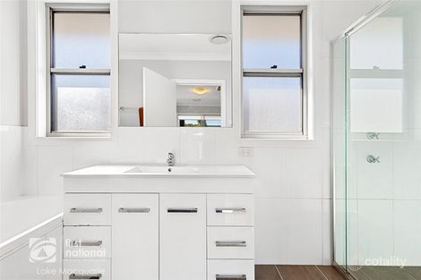 Property photo of 21 Devocean Place Cameron Park NSW 2285