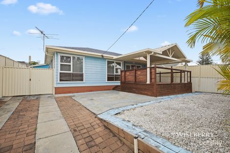 Property photo of 31 Spencer Road Mannering Park NSW 2259